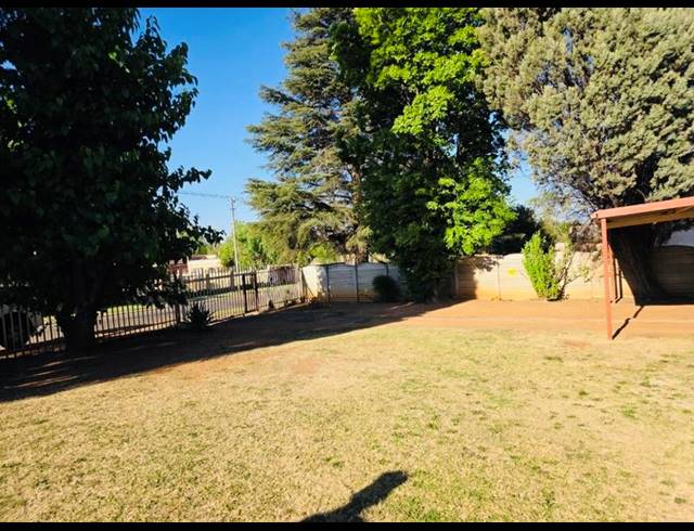 3 BEDROOM PROPERTY TO RENT IN KIBLER PARK